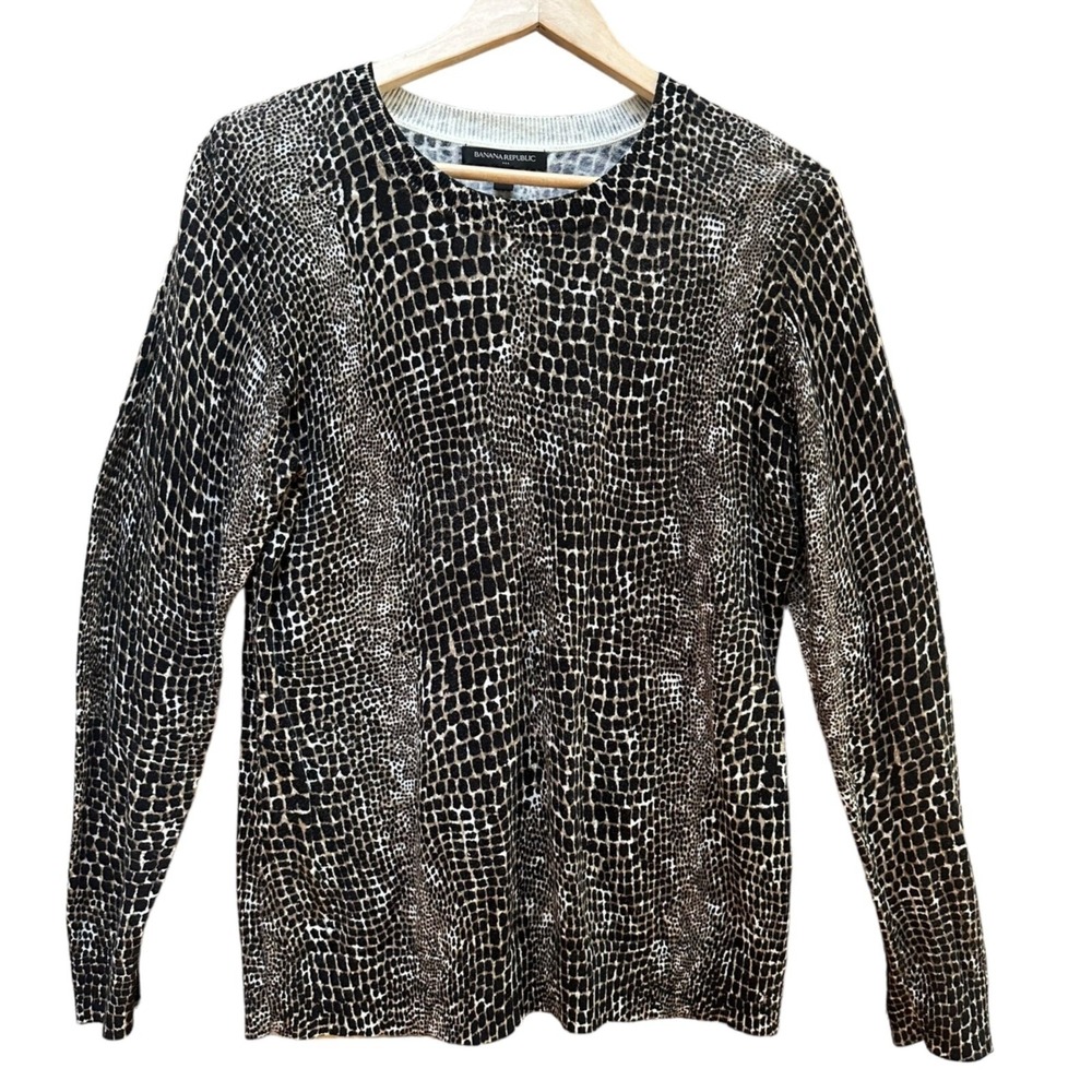 Banana Republic Animal Print Crew Neck Sweater Career Casual Lightweight Women L